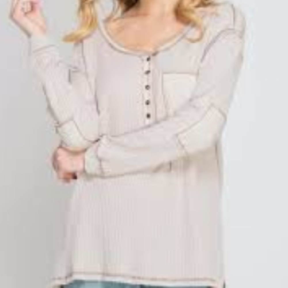 She and Sky oatmeal thermal oversized henley top S - Picture 9 of 9